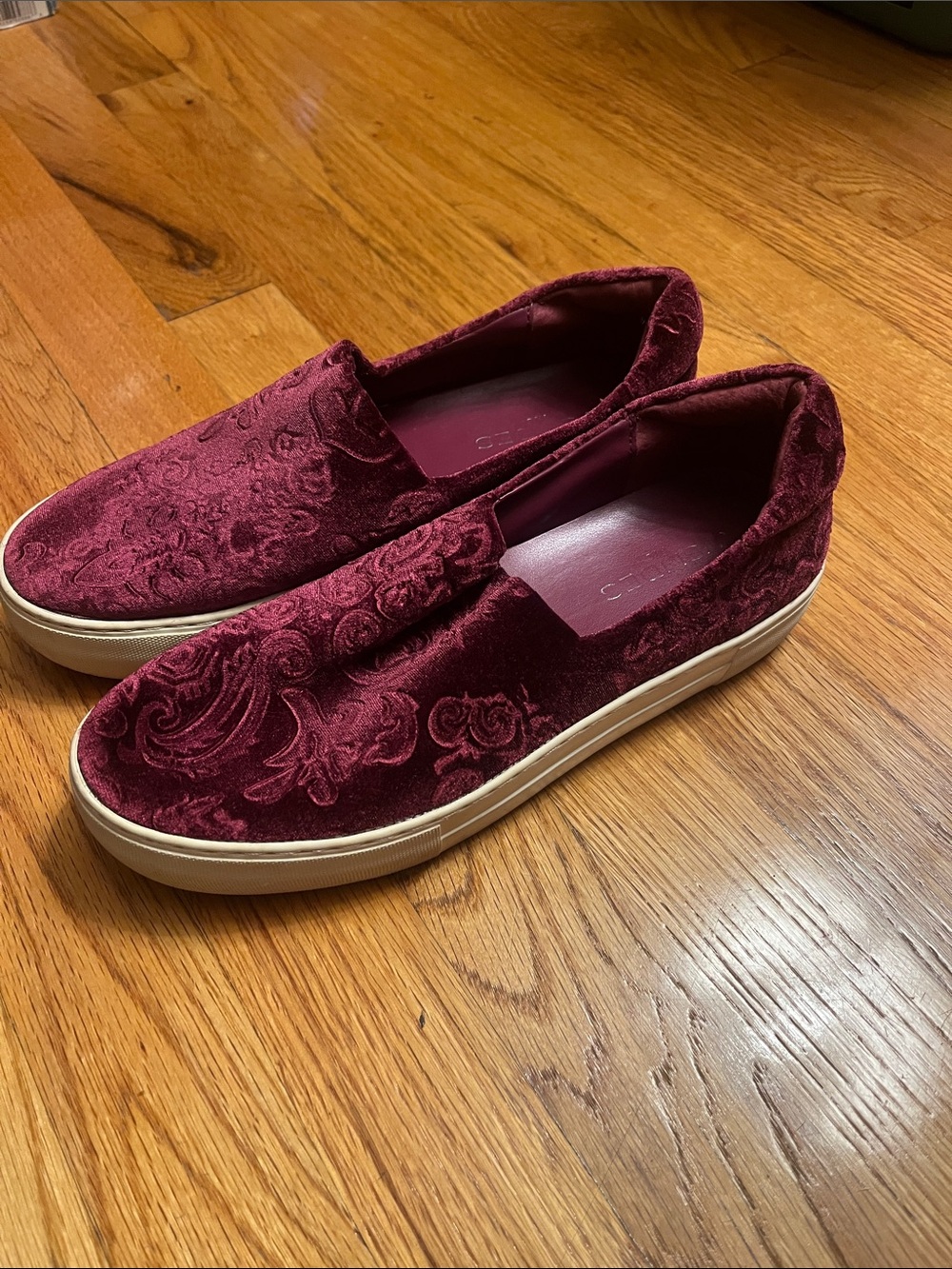 J/SLIDES Burgundy Velvet Embossed Slip-On Sneakers- size 8 1/2